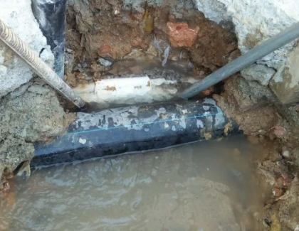 台前测漏水之水管漏水